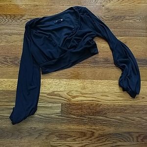 Black gypsy crop top